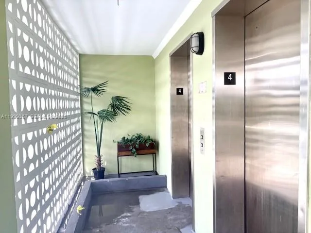 1425 Arthur St # 403A, Hollywood, FL 33020 photo 2