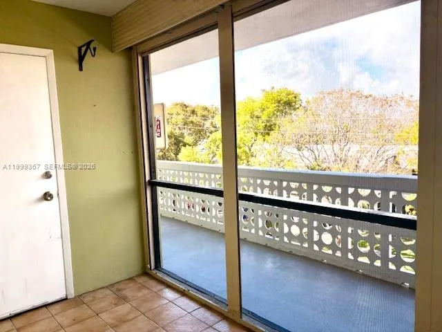 1425 Arthur St # 403A, Hollywood, FL 33020 photo 6