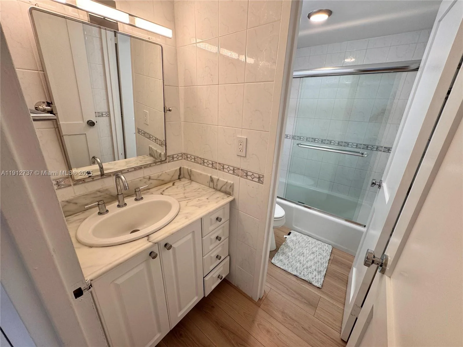 2899 Collins Ave # 1212, Miami Beach, FL 33140 photo 13