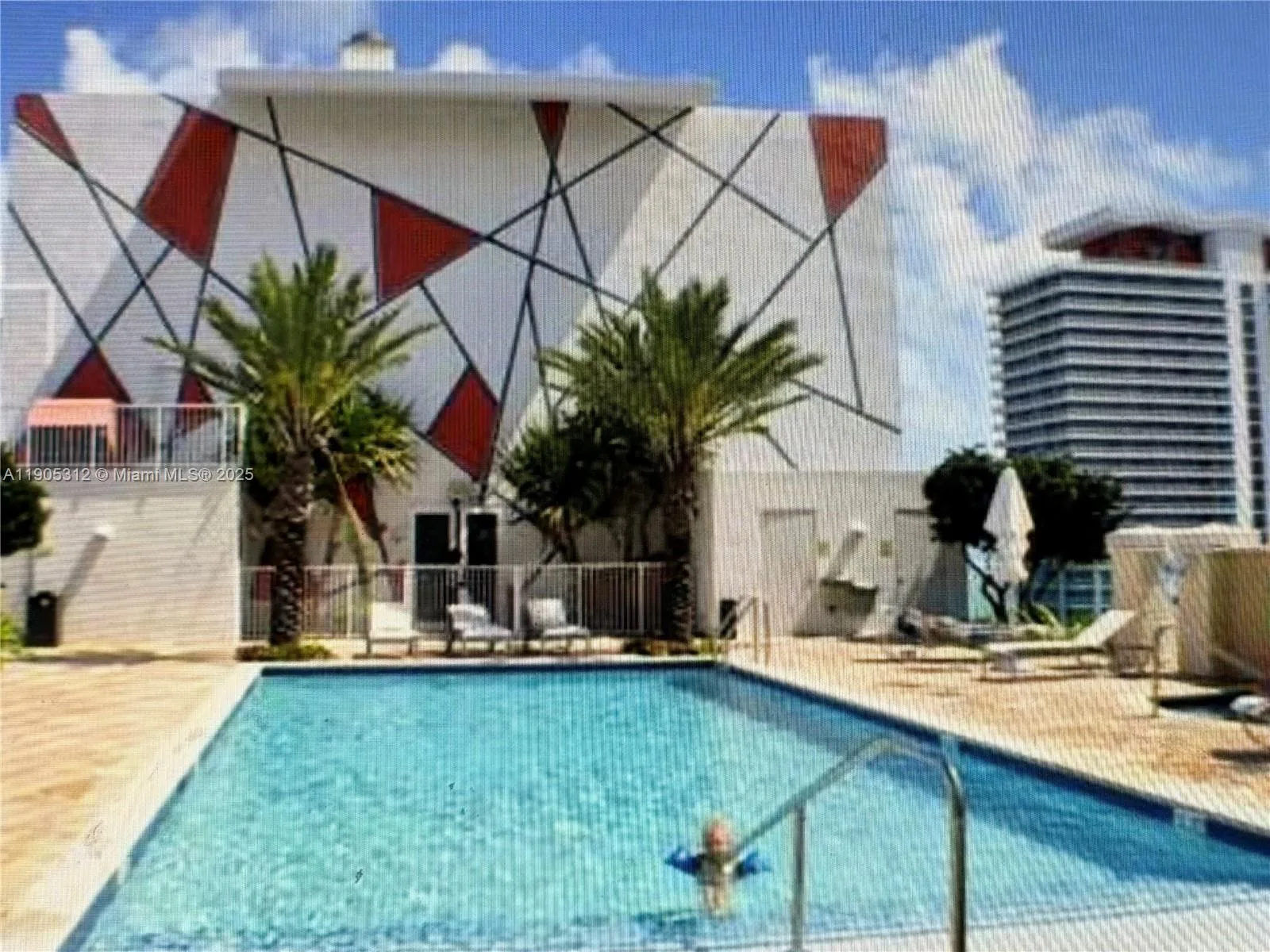 133 NE 2nd Ave # 2611, Miami, FL 33132 photo 2