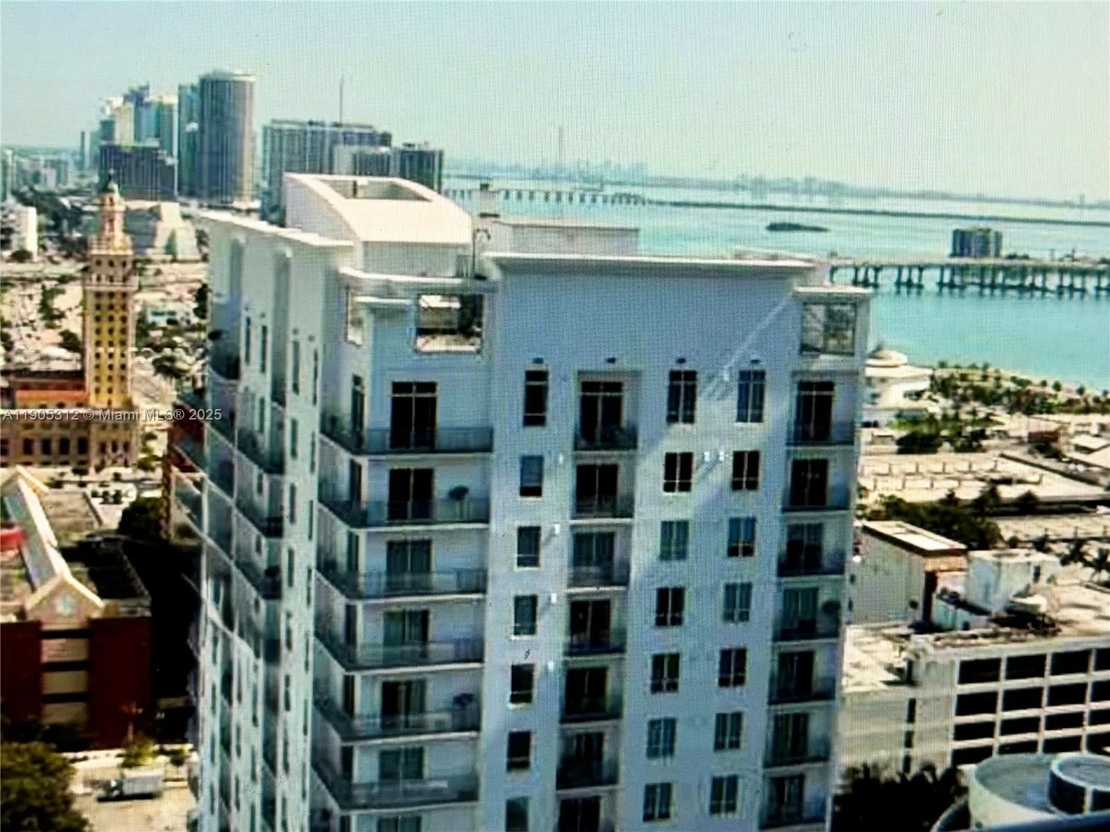 133 NE 2nd Ave # 2611, Miami, FL 33132 photo 4