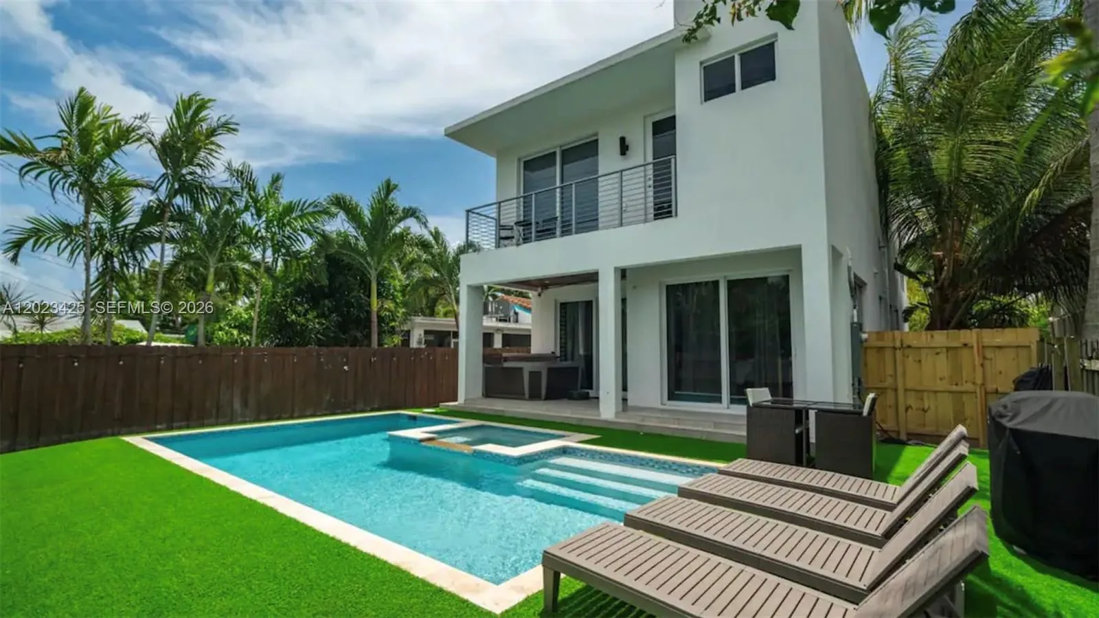 1547 Jackson St, Hollywood, FL 33020 photo 11