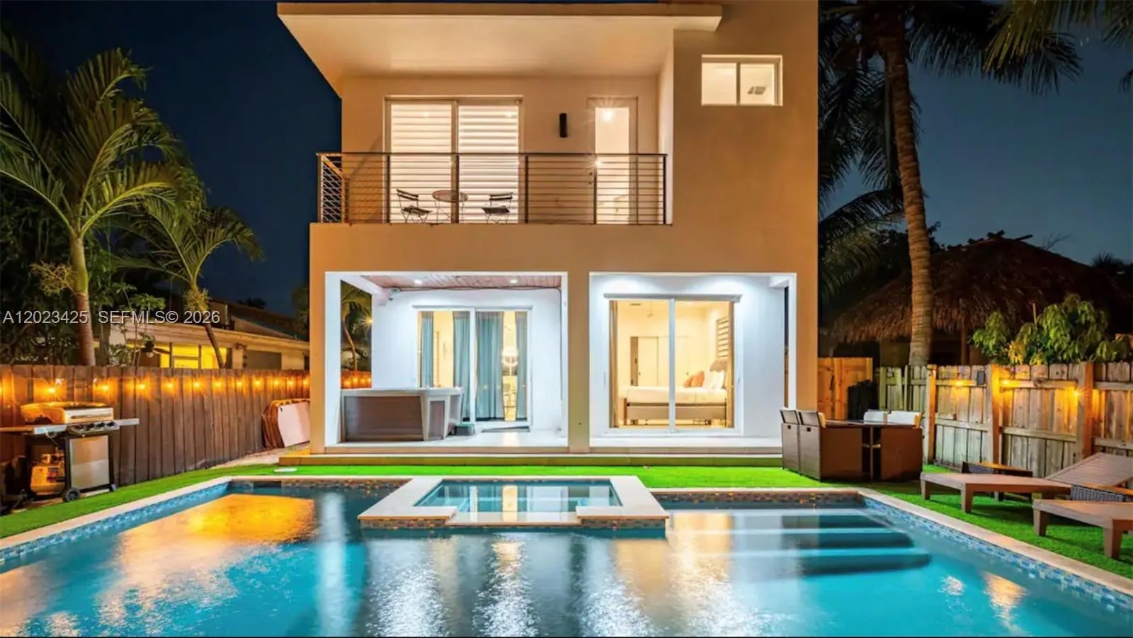 1547 Jackson St, Hollywood, FL 33020 photo 2