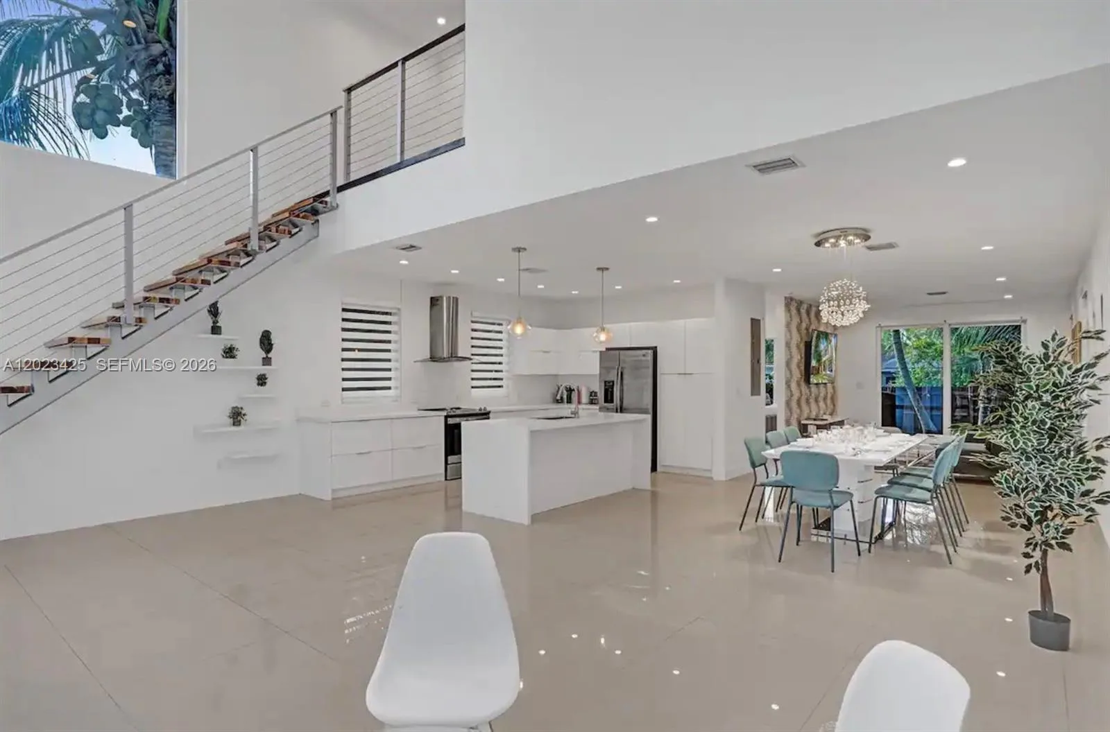 1547 Jackson St, Hollywood, FL 33020 photo 4