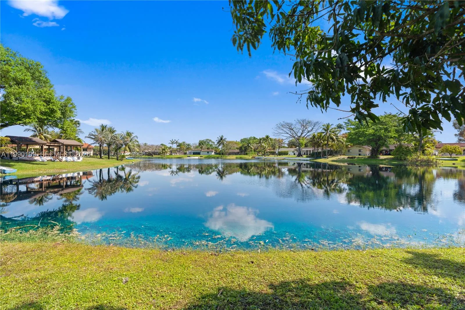 7327 Sabal Dr, Miami Lakes, FL 33014