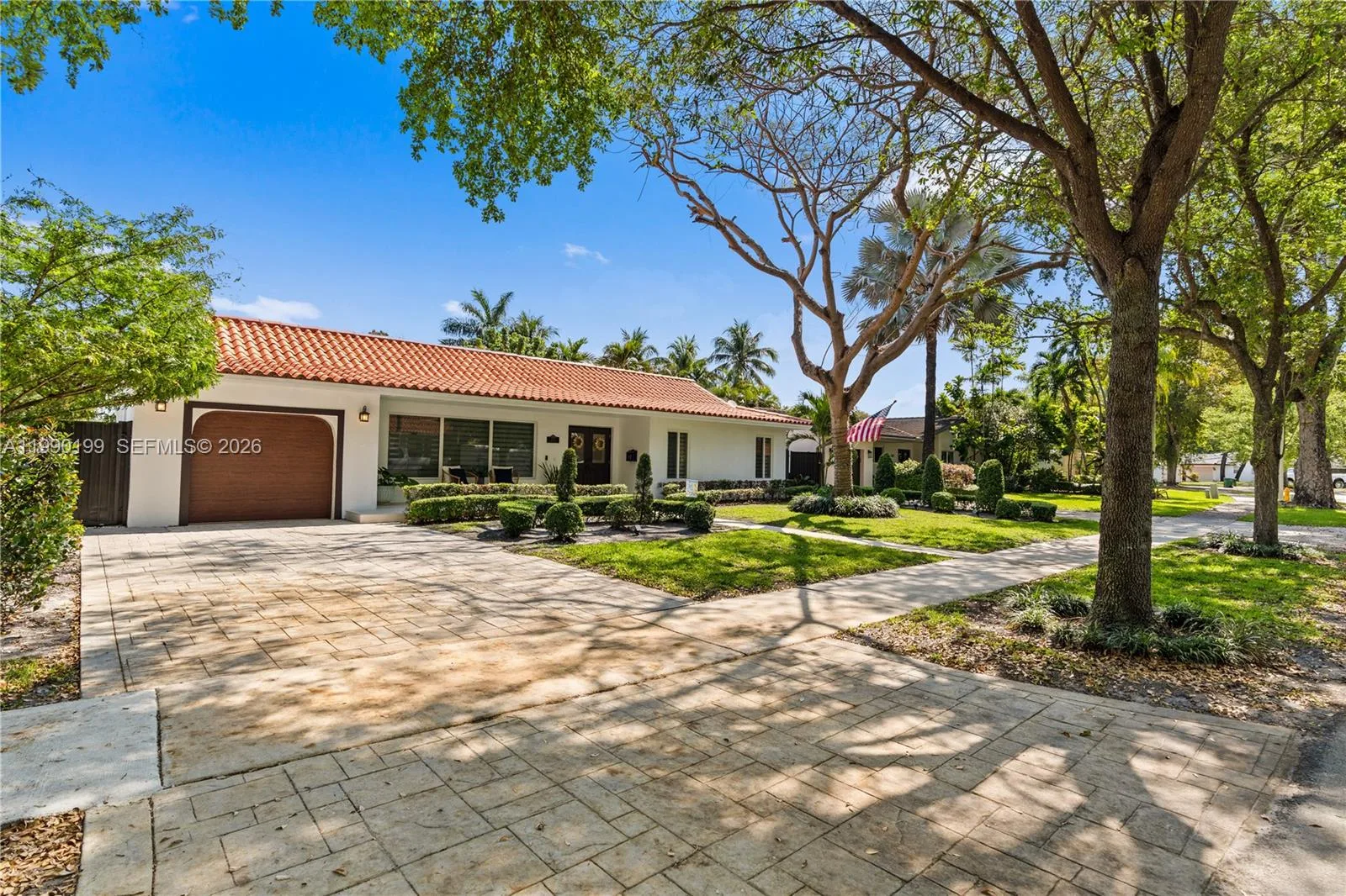 7327 Sabal Dr, Miami Lakes, FL 33014 photo 5