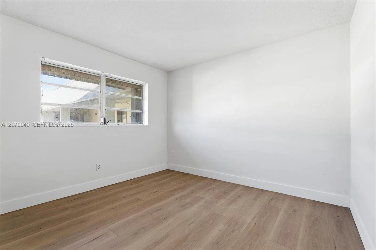 15205 NE 6th Ave # D305, Miami, FL 33162 photo 8
