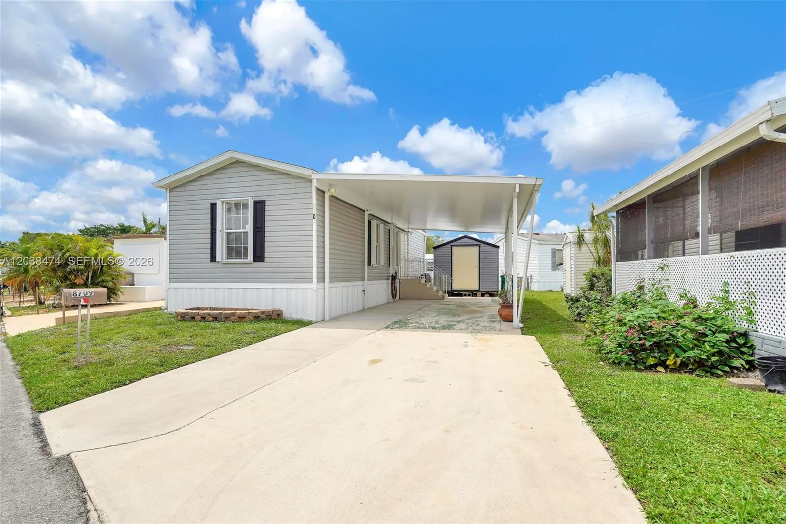 8709 SW 17th Ct, Davie, FL 33324