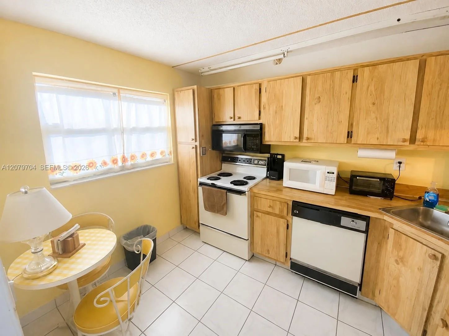 1751 NW 75th Ave # 303, Plantation, FL 33313 — zdjęcie 2