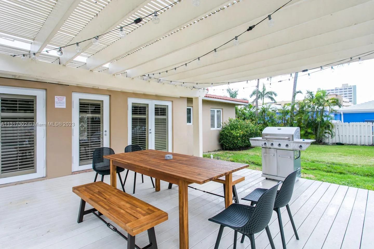 714 Harrison St, Hollywood, FL 33019 photo 7