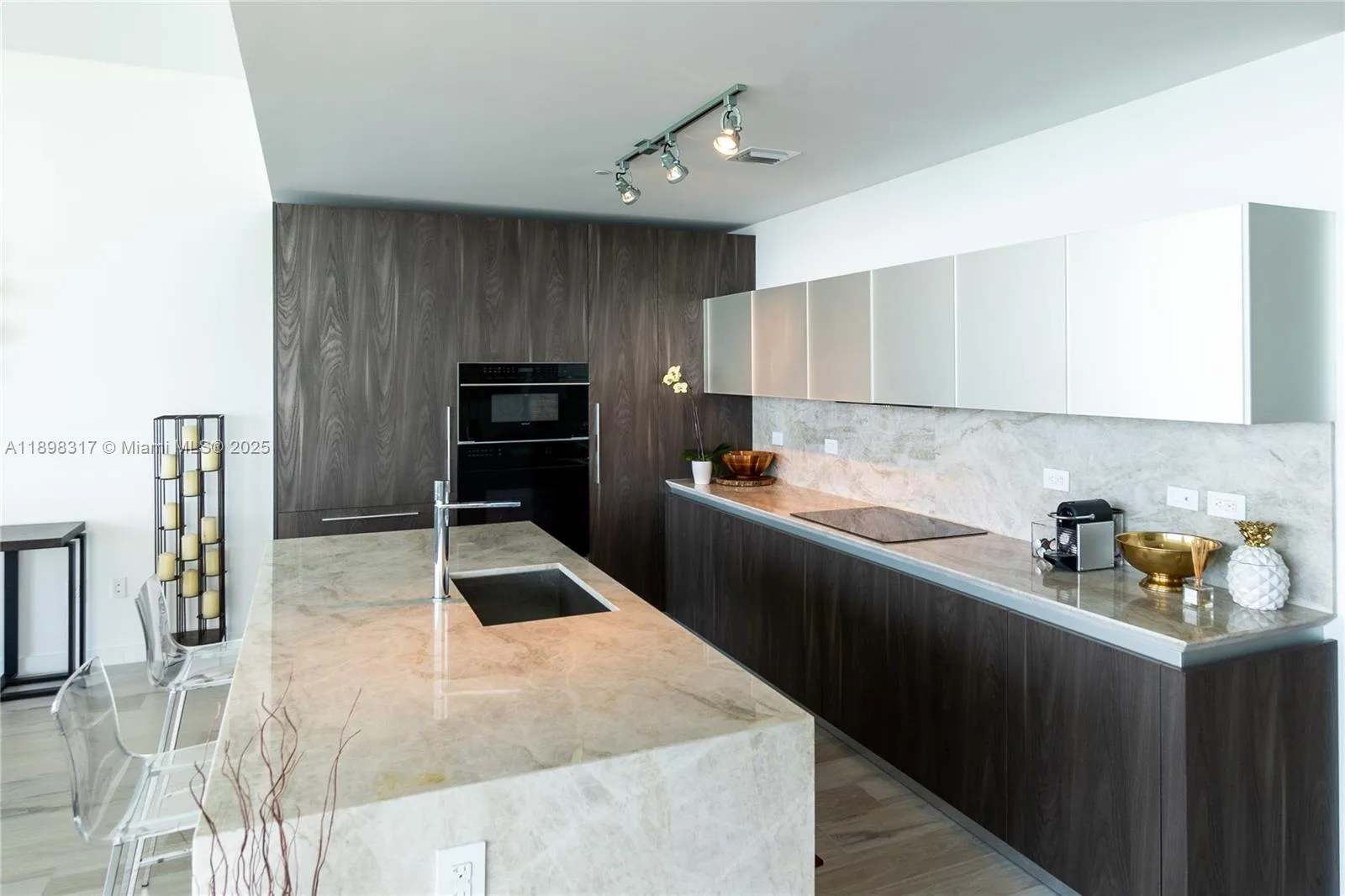 3131 NE 7th Ave # PH4903, Miami, FL 33137 photo 6
