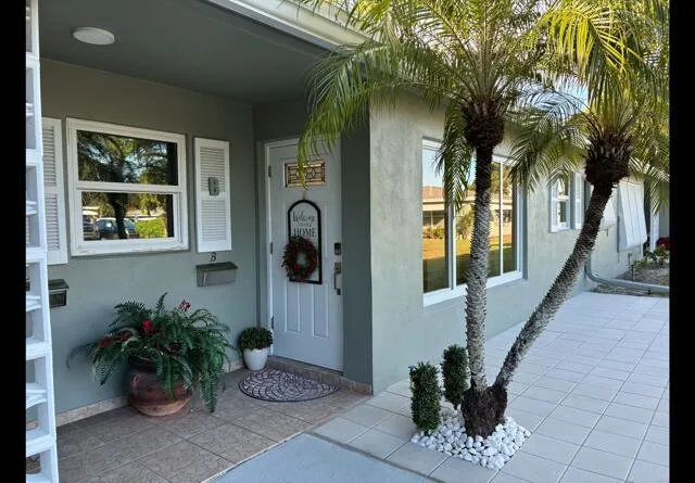 917 S Drive Terrace # B, Delray Beach, FL 33445