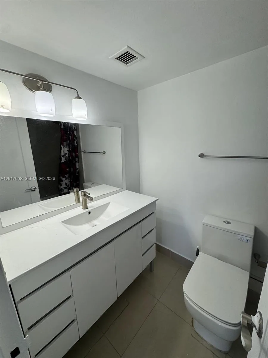 2020 NE 135th St # 303, North Miami, FL 33181 photo 10