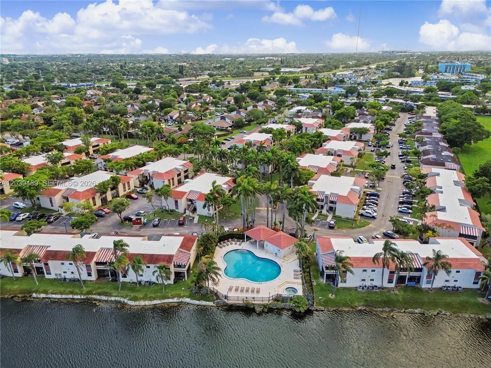 20135 NE 3rd Ct # 1, Miami, FL 33179 photo 4