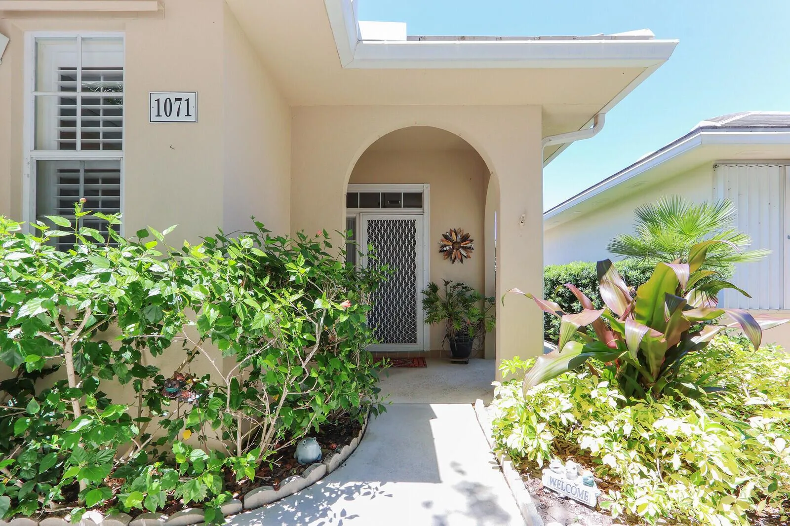 1071 Bedford Avenue, Palm Beach Gardens, FL 33403 photo 3