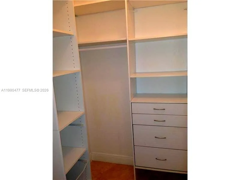 19900 E Country Club Dr # 806, Aventura, FL 33180 photo 2