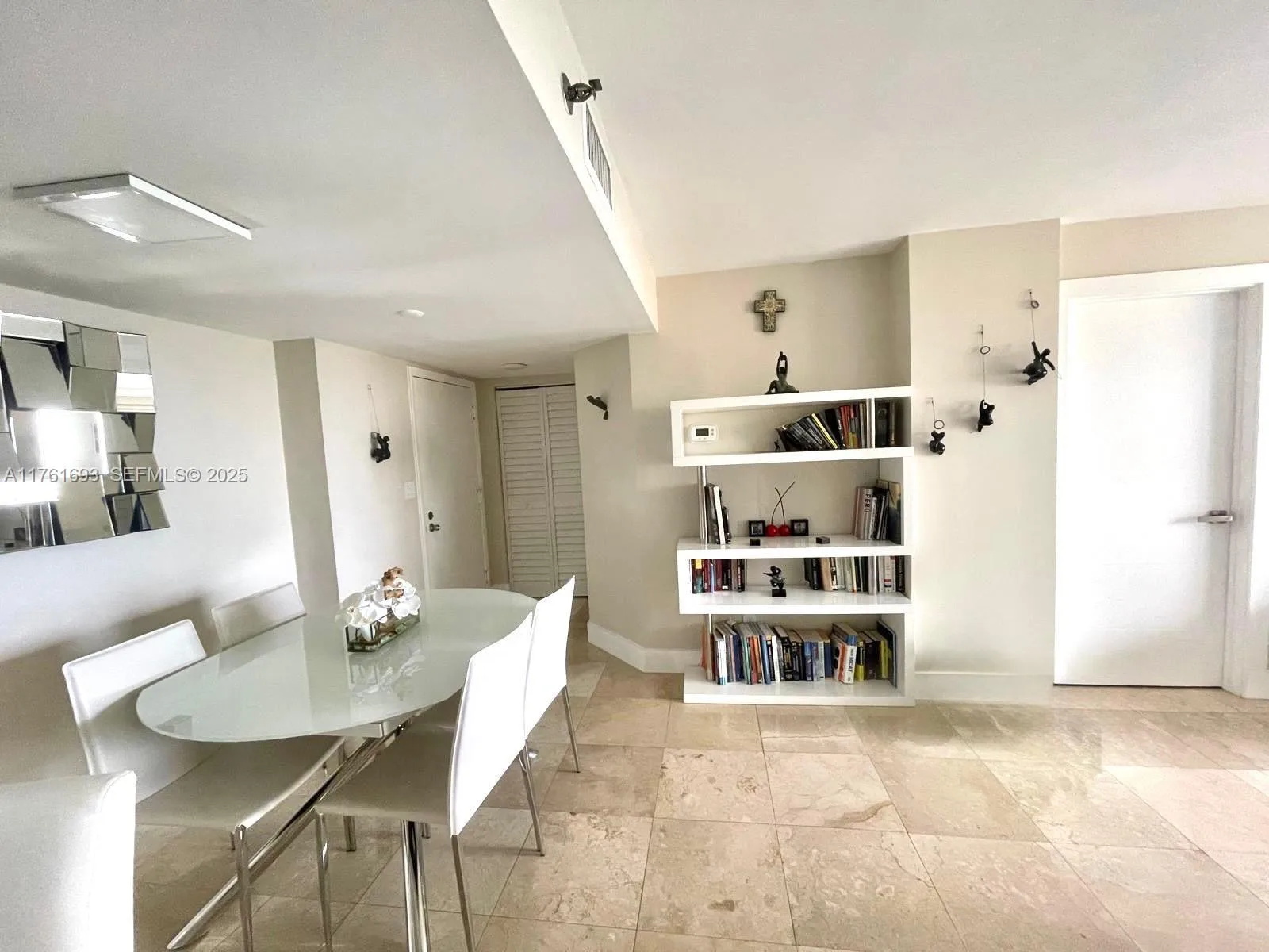 770 Claughton Island Dr # 904, Miami, FL 33131 photo 6