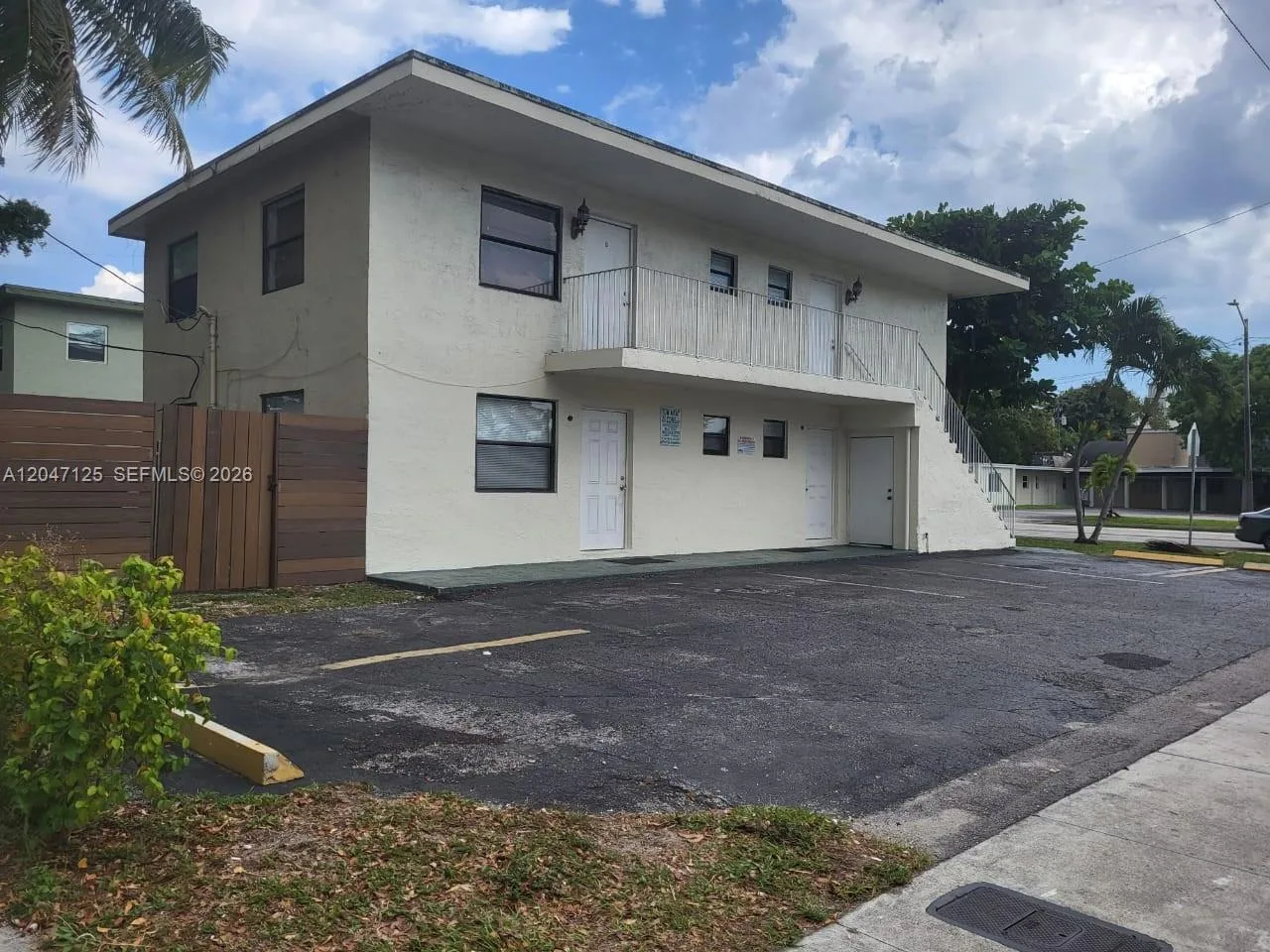 15 NE 13th St # B, Fort Lauderdale, FL 33304