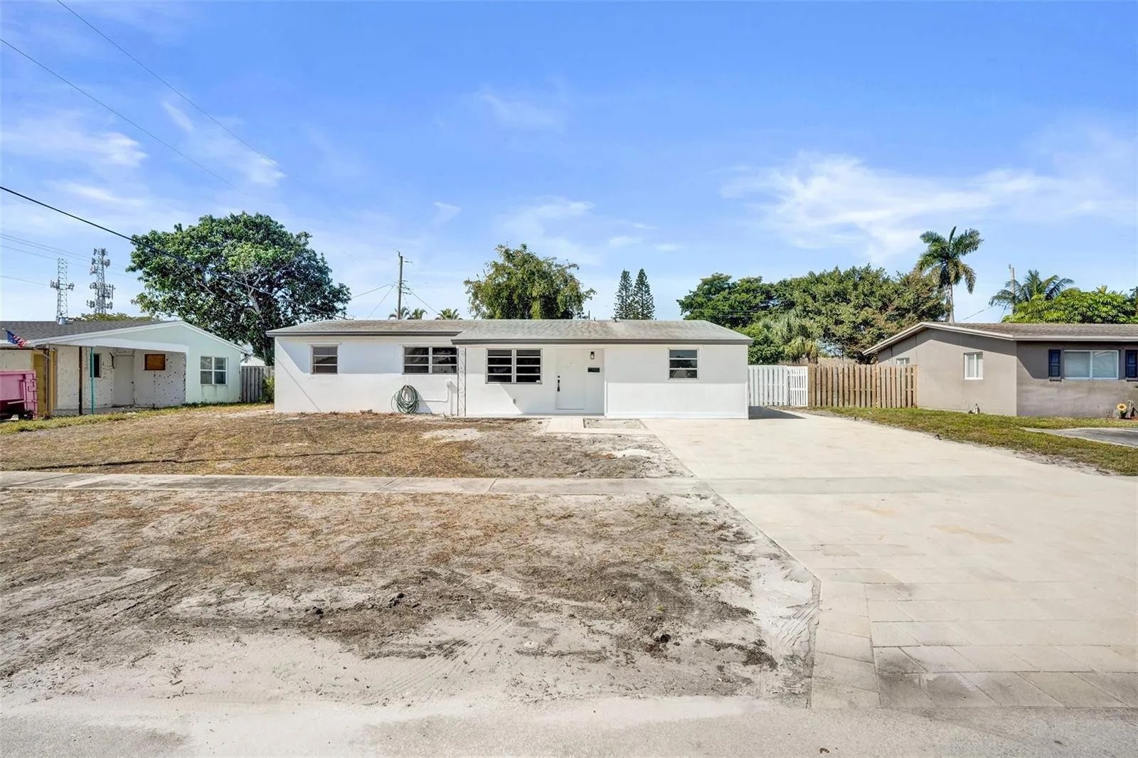 1437 SW 1st Avenue, Deerfield Beach, FL 33441 photo 2
