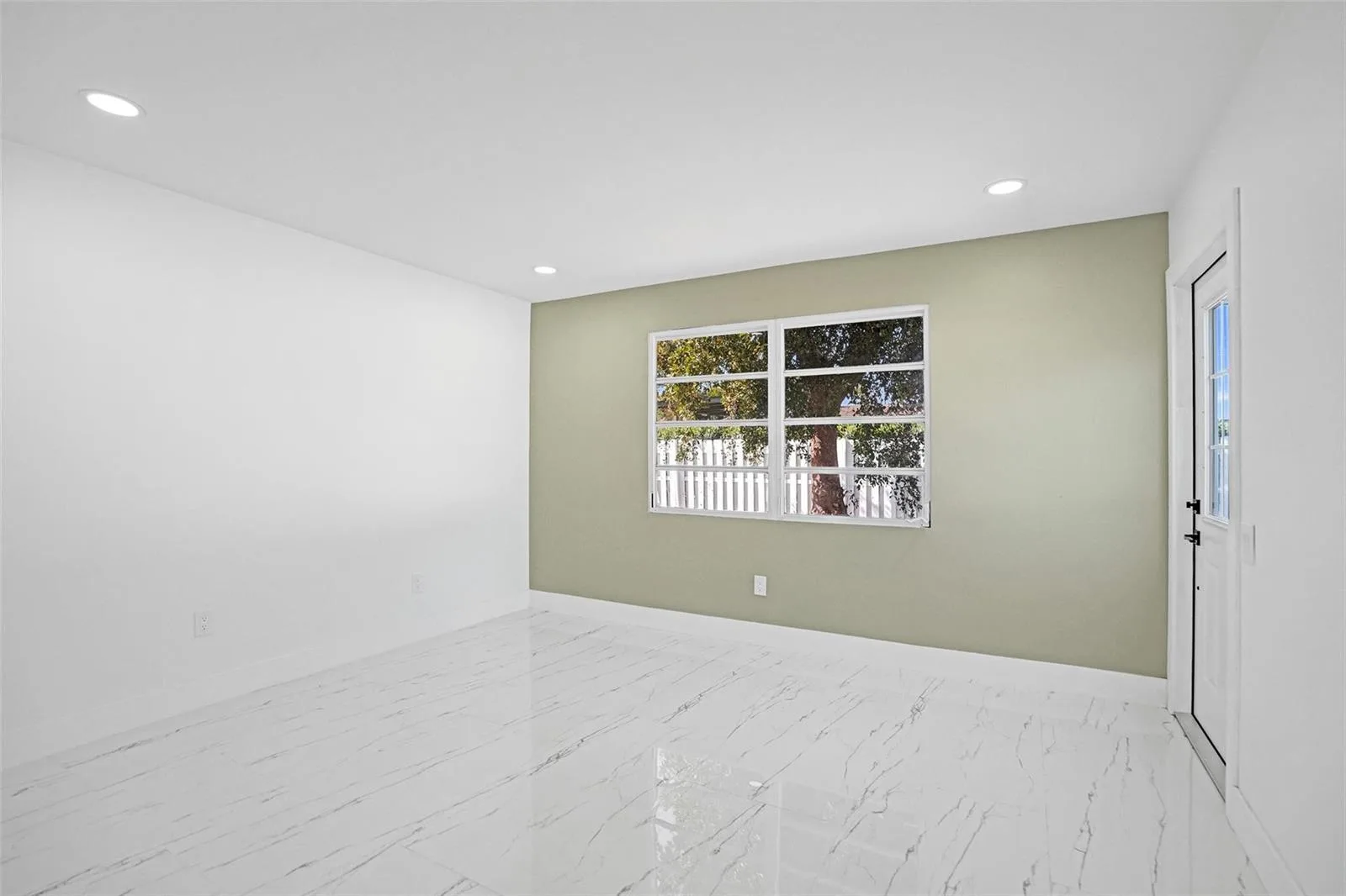 1437 SW 1st Avenue, Deerfield Beach, FL 33441 photo 9