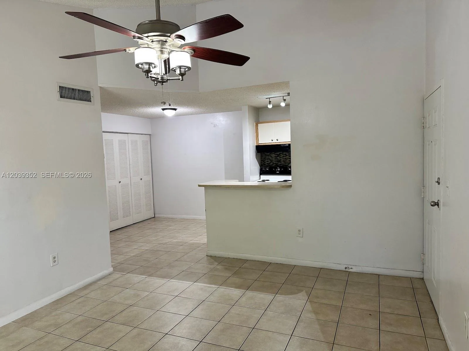 7200 NW 179th St # 311, Hialeah, FL 33015 photo 7