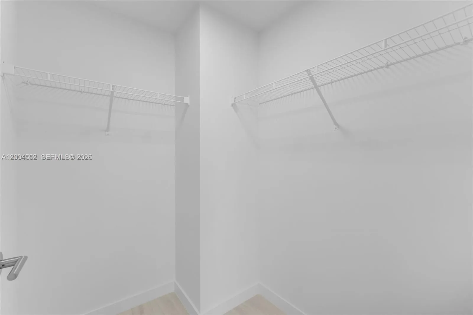 77 SE 5th St # 3205, Miami, FL 33131 photo 13