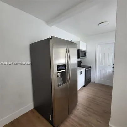 210 SW 30th Ave # 210, Miami, FL 33135 photo 8