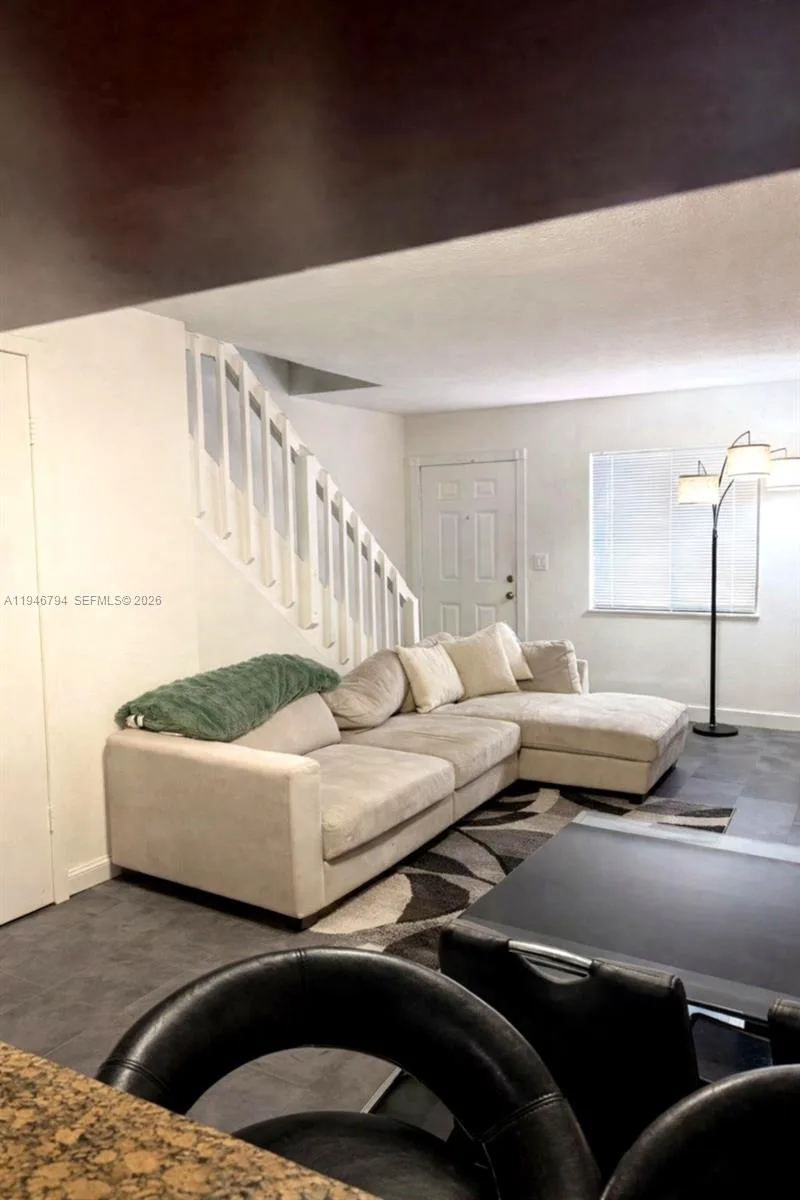 2190 W 60th St # 21201, Hialeah, FL 33016 photo 4