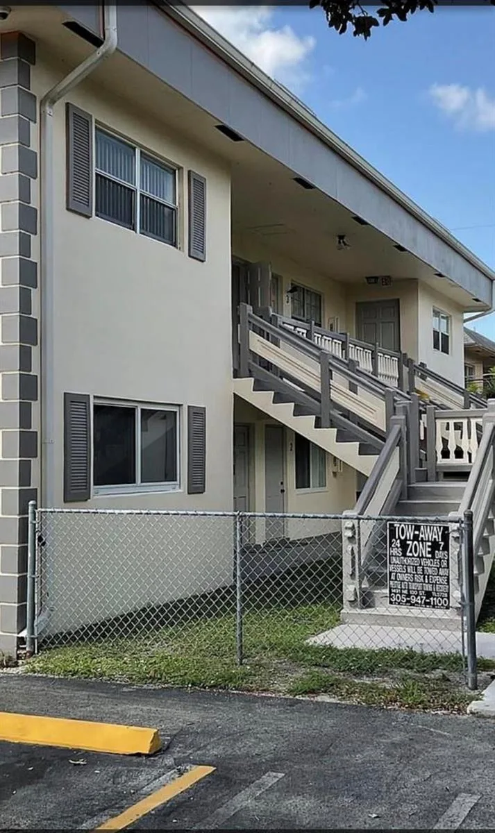 5271 SW 90th Way # 4, Cooper City, FL 33328