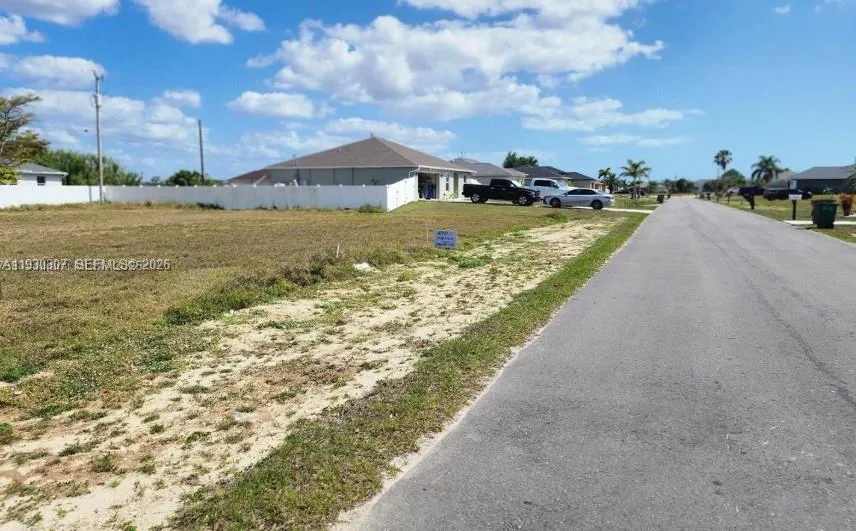 2109 NE 14 PL, Cape Coral, FL 33909 photo 4