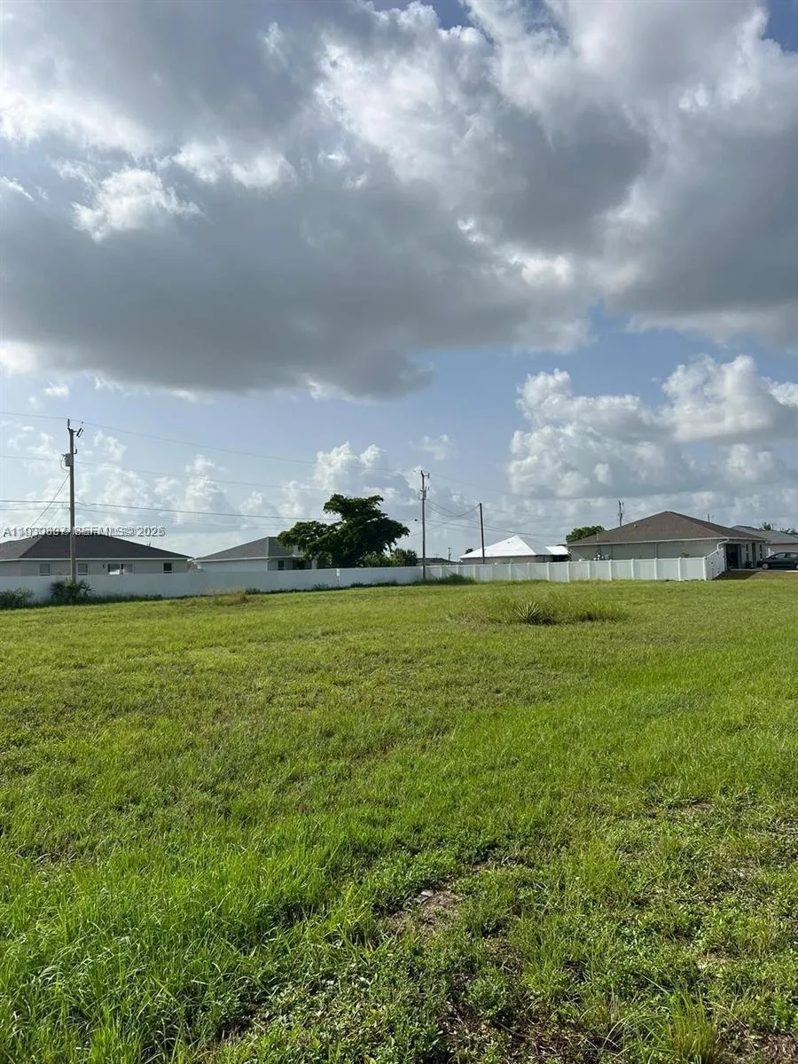 2109 NE 14 PL, Cape Coral, FL 33909 photo 5
