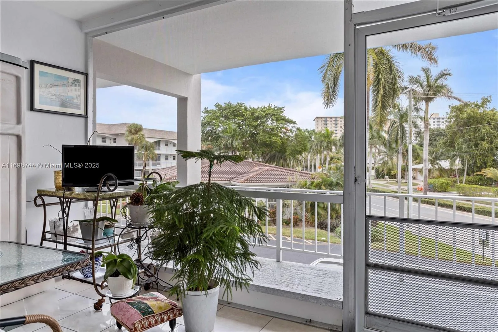 501 Blue Heron Dr # 202-A, Hallandale Beach, FL 33009 photo 5