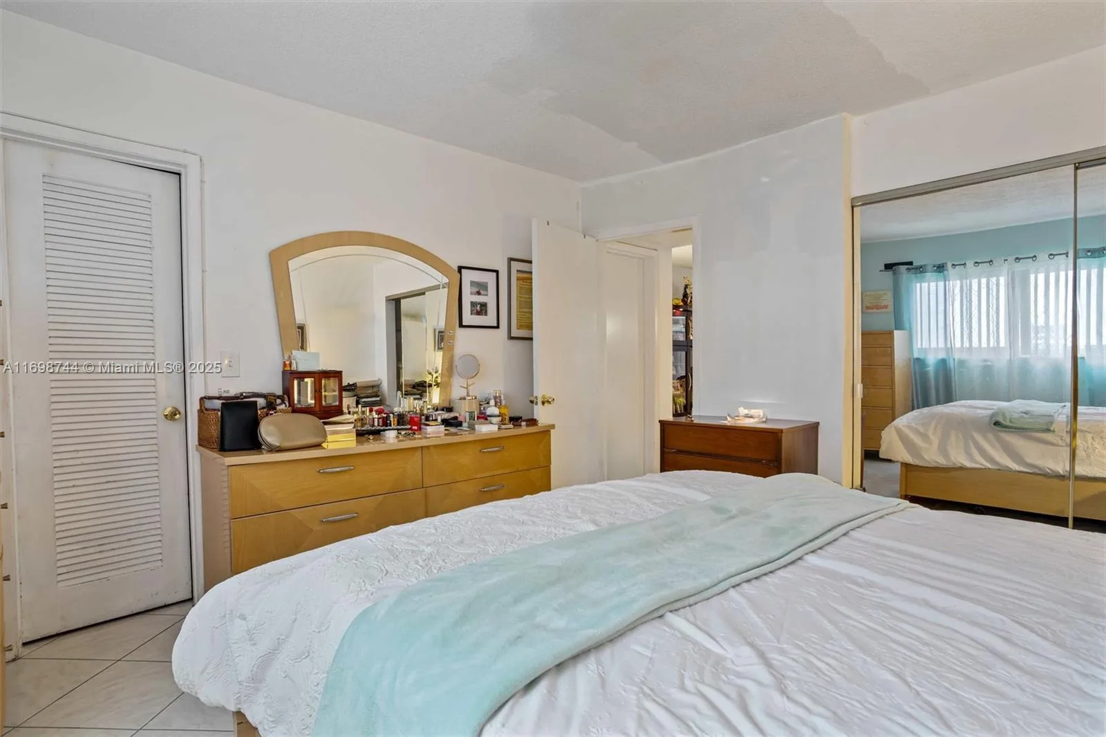 501 Blue Heron Dr # 202-A, Hallandale Beach, FL 33009 photo 8