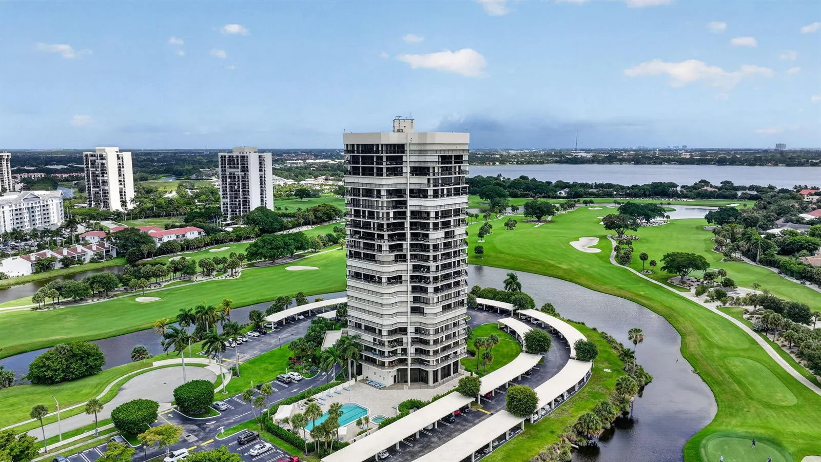 1900 Consulate Place # 1705, West Palm Beach, FL 33401