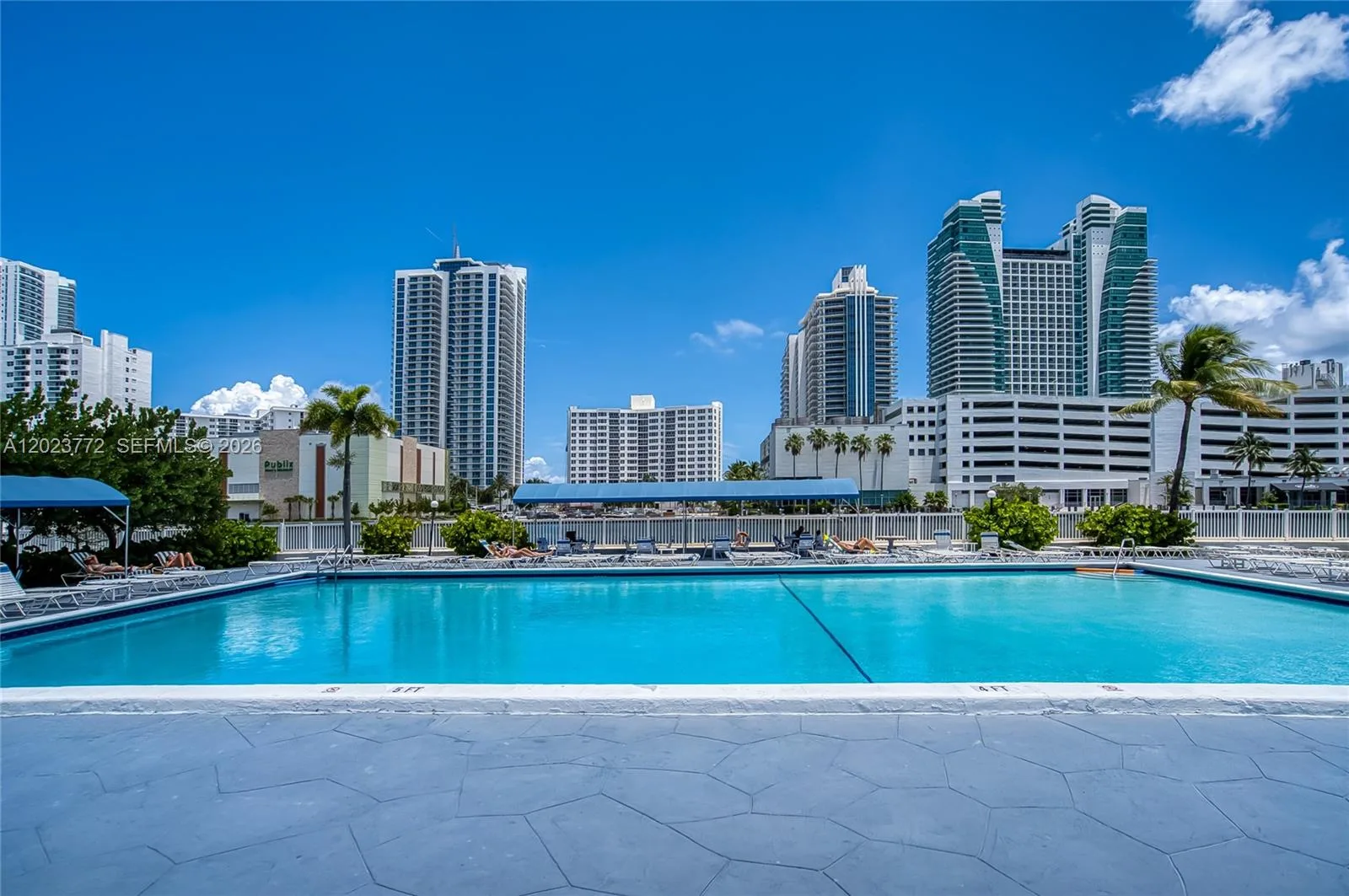 600 SW Parkview Dr # 505, Hallandale Beach, FL 33009
