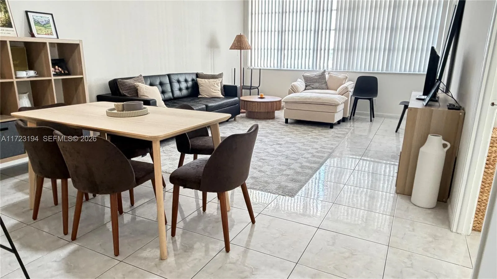 1825 S Ocean Dr # 506, Hallandale Beach, FL 33009 photo 2