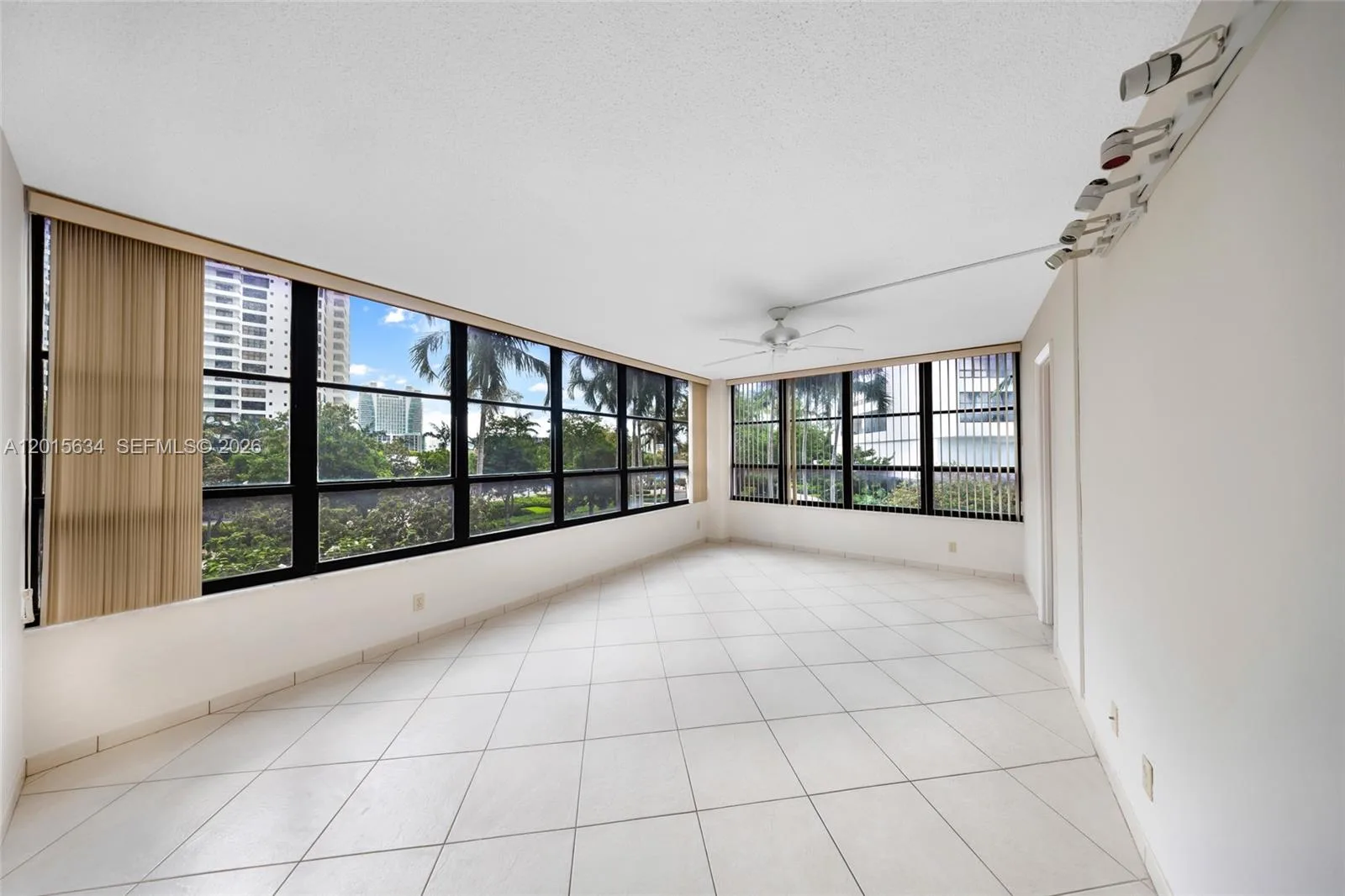 600 Three Islands Blvd # 212, Hallandale Beach, FL 33009 photo 10