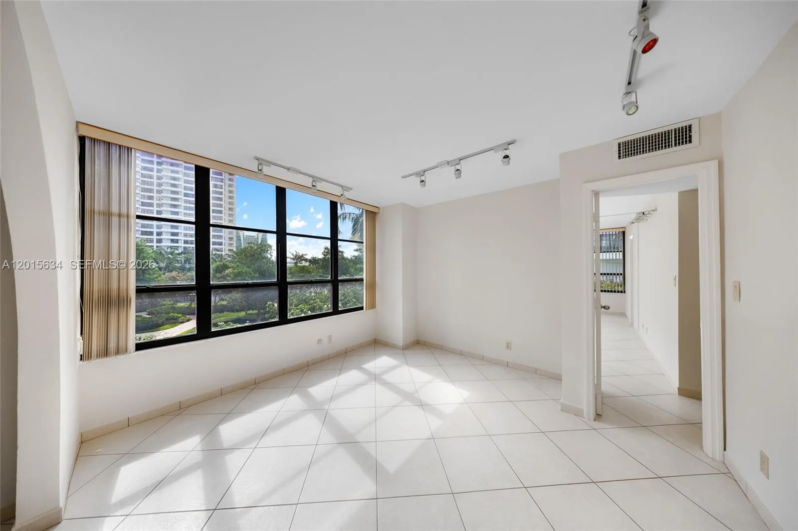600 Three Islands Blvd # 212, Hallandale Beach, FL 33009 photo 12