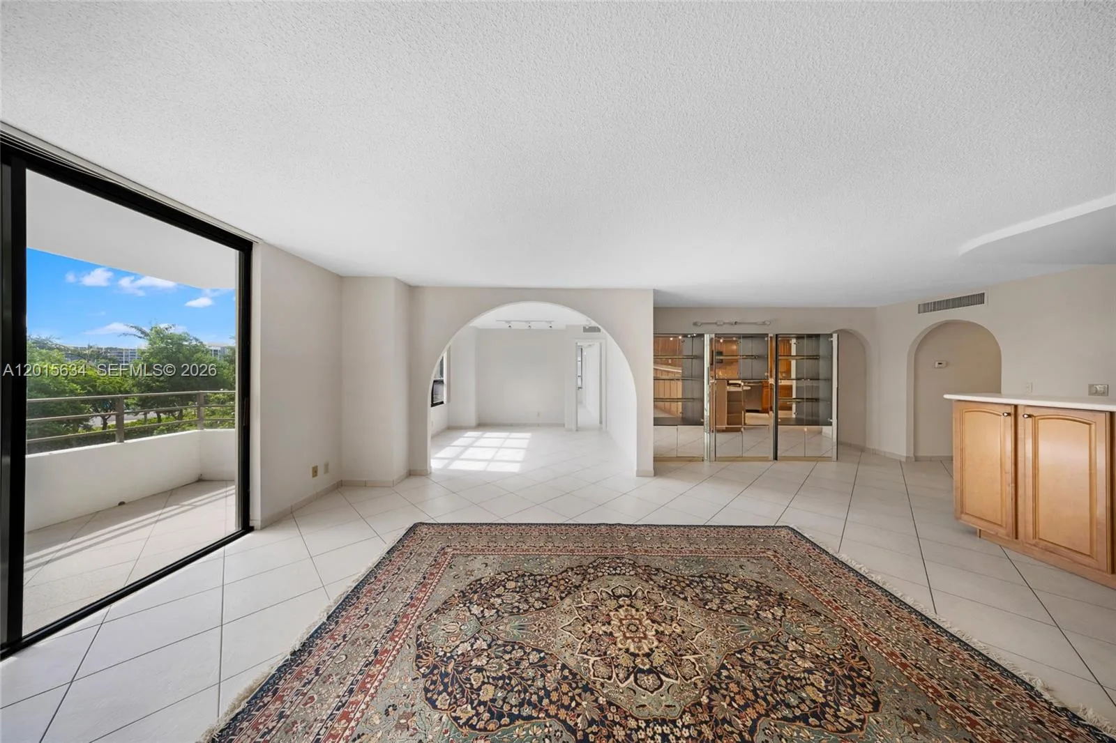 600 Three Islands Blvd # 212, Hallandale Beach, FL 33009 photo 3