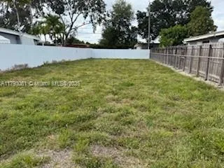 137 W 32 ST, Hialeah, FL 33012 photo 2