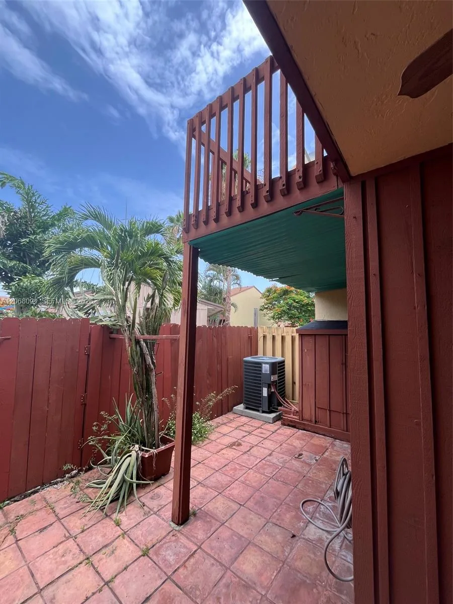463 SE 14th St # 463, Dania Beach, FL 33004 photo 6