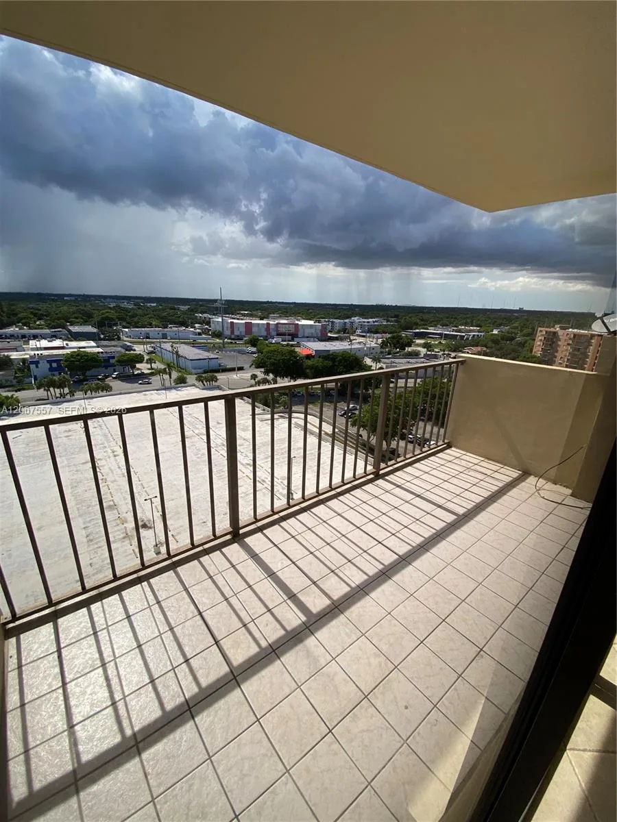 1470 NE 123rd St # A1406, North Miami, FL 33161 photo 11