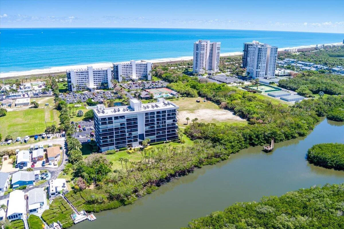 5059 N Hwy A1a # 401, Hutchinson Island, FL 34949