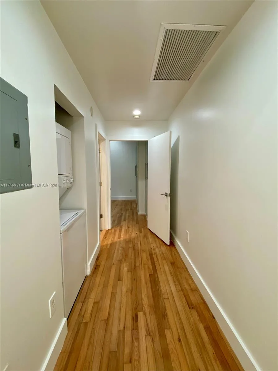 929 Michigan Ave # 5, Miami Beach, FL 33139 photo 5