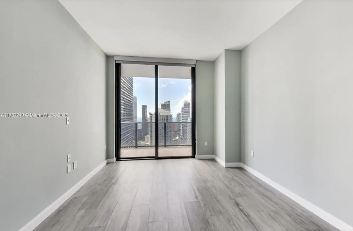 45 SW 9th St # 4104, Miami, FL 33130 photo 9