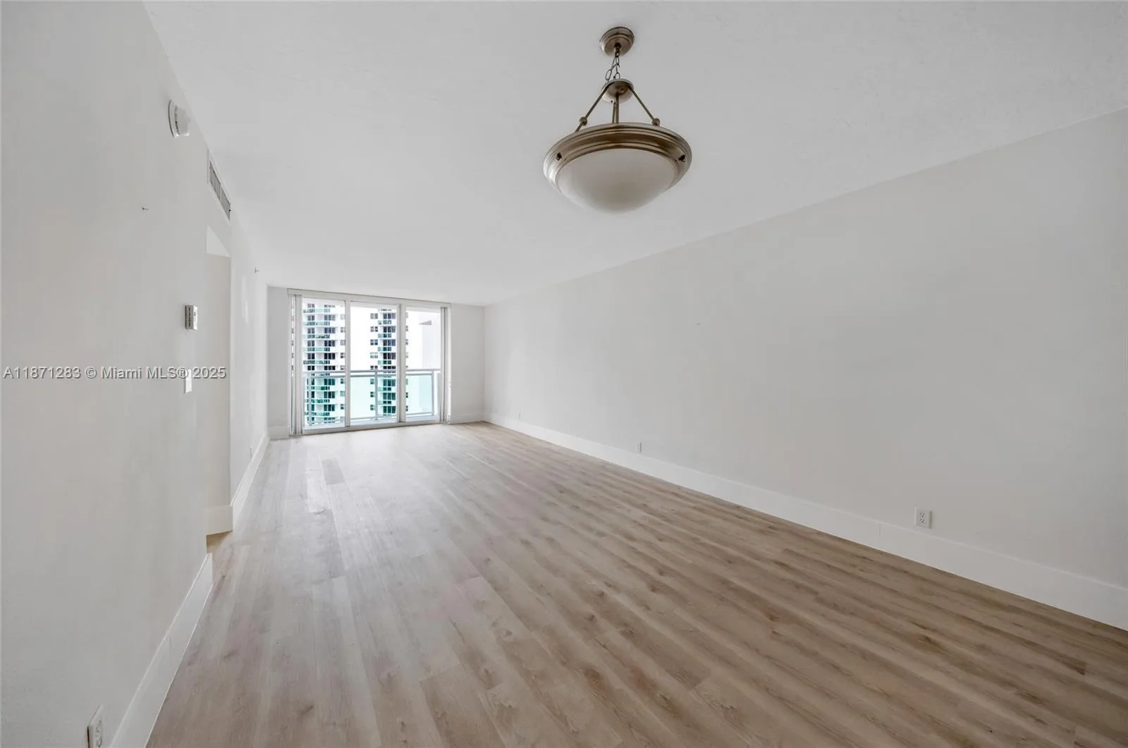 3000 S Ocean Dr # 814, Hollywood, FL 33019 photo 2