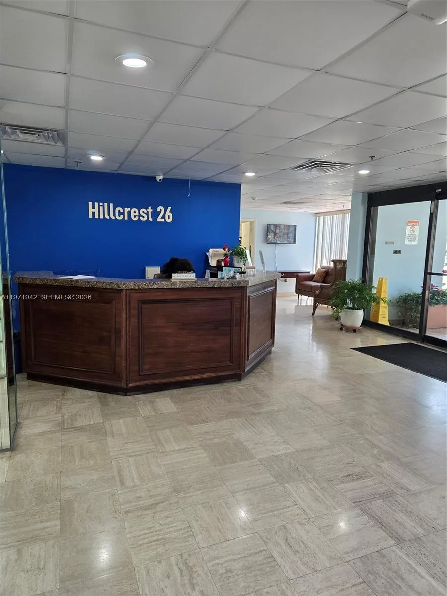 4001 Hillcrest Dr # 909, Hollywood, FL 33021 photo 7