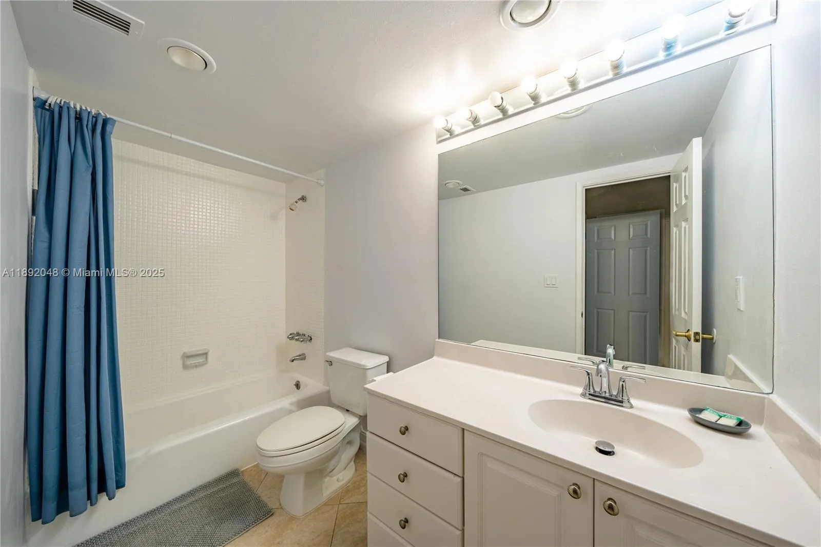 19370 Collins Ave # 407, Sunny Isles Beach, FL 33160 photo 12