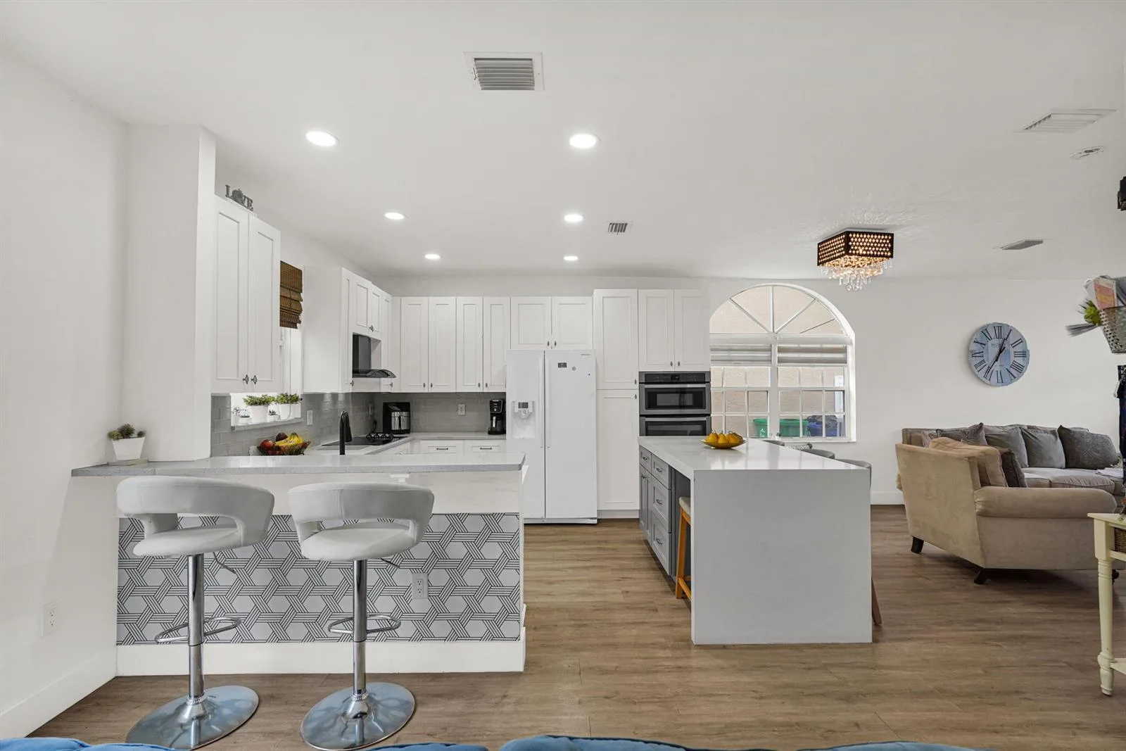 527 NW 87TH Lane, Coral Springs, FL 33071 photo 9