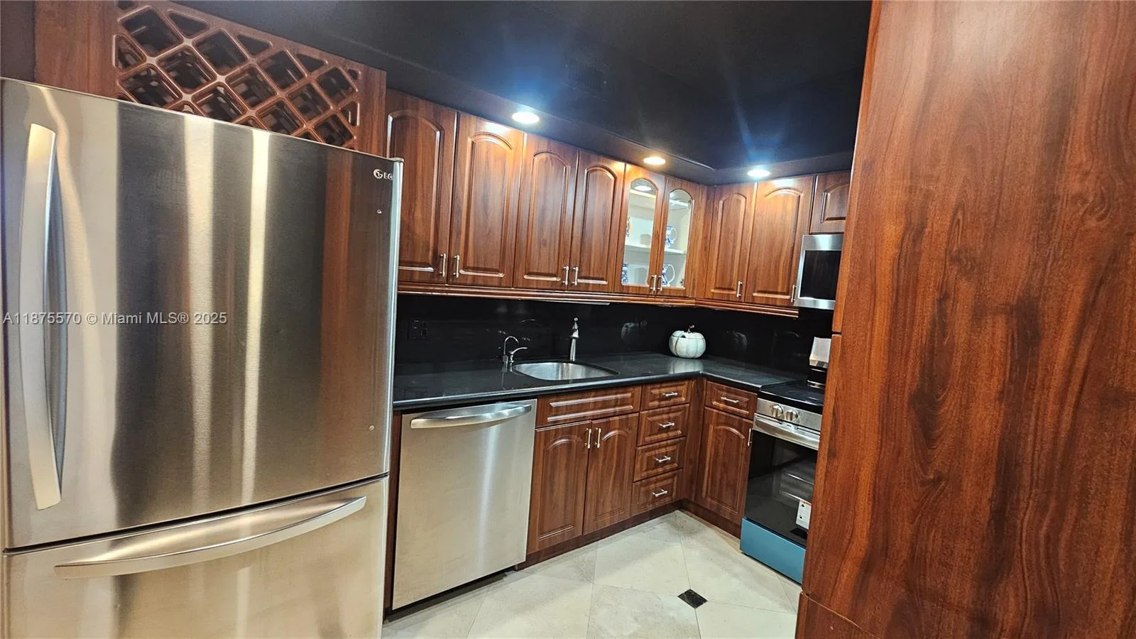 1985 S Ocean Dr # 20A, Hallandale Beach, FL 33009 photo 6